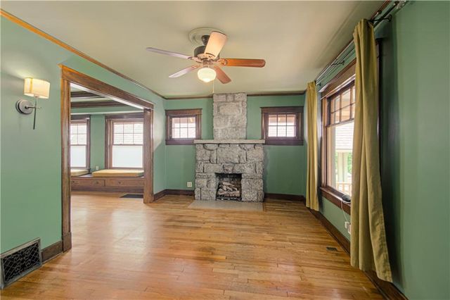 4231 Holmes Street, Kansas City, MO 64110