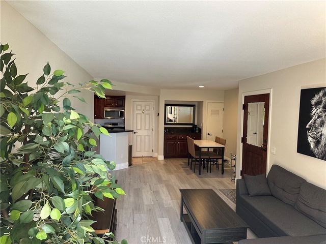 3985 Nobel Drive 329, San Diego, CA 92122