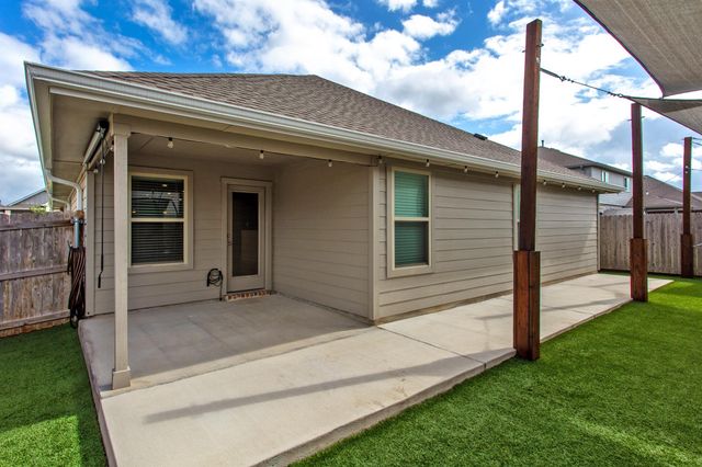 1128 Kennesaw Drive, College Station, TX 77845