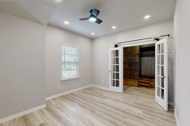 1128 Kennesaw Drive, College Station, TX 77845