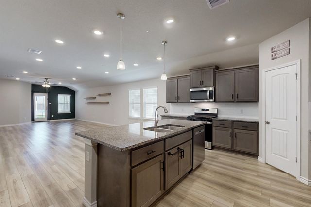 1128 Kennesaw Drive, College Station, TX 77845
