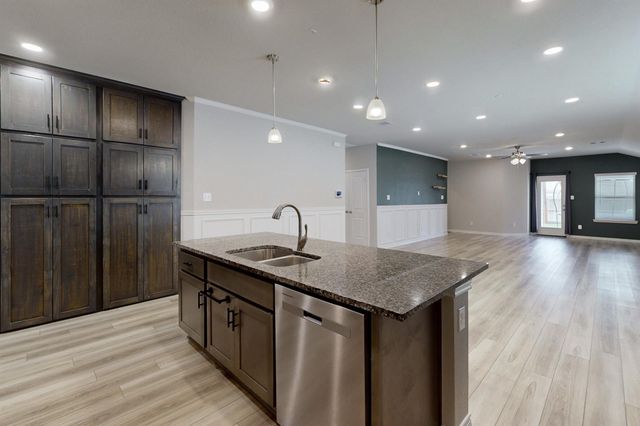 1128 Kennesaw Drive, College Station, TX 77845