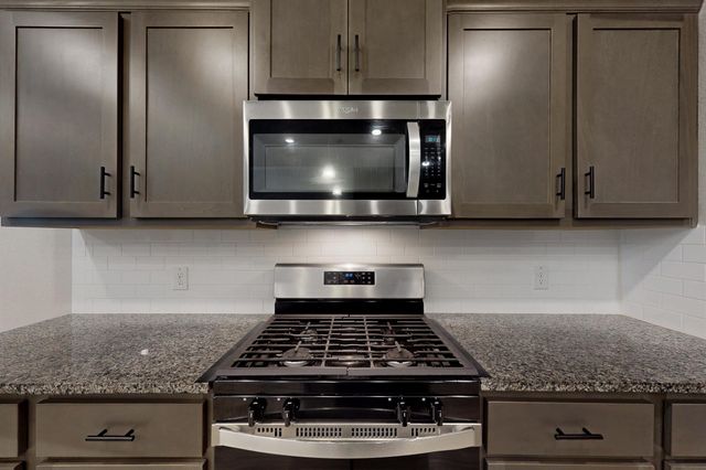1128 Kennesaw Drive, College Station, TX 77845