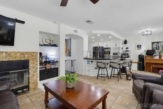 2505 Whispering Palms Loop, Chula Vista, CA 91915