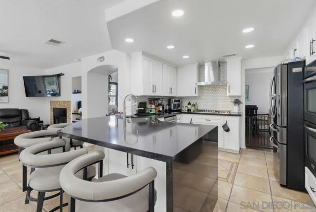 2505 Whispering Palms Loop, Chula Vista, CA 91915