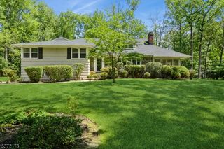 1988 Dogwood Dr, Scotch Plains Twp., NJ 07076
