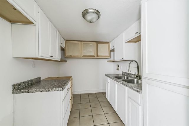 9710 Galaxy Street, Houston, TX 77078