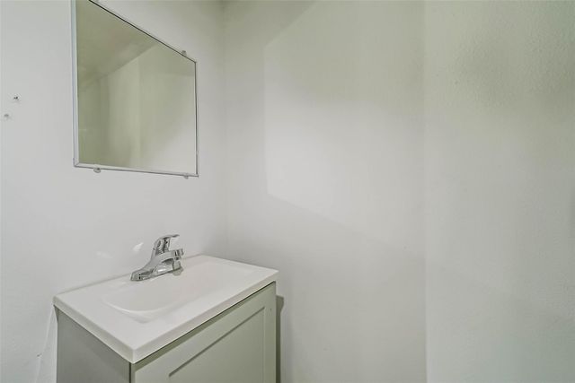 9710 Galaxy Street, Houston, TX 77078