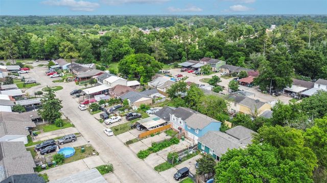9710 Galaxy Street, Houston, TX 77078