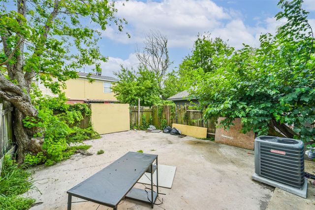 9710 Galaxy Street, Houston, TX 77078