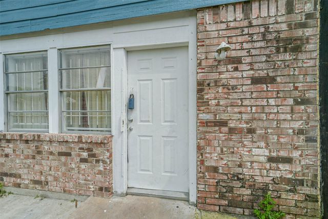 9710 Galaxy Street, Houston, TX 77078