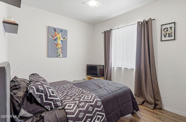 2802 CASTLE HILL Circle, El Paso, TX 79936