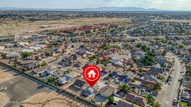2802 CASTLE HILL Circle, El Paso, TX 79936