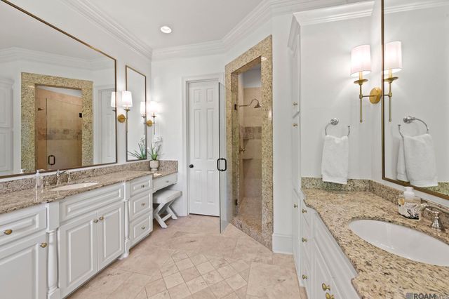 9631 Myrtle Ln, Baton Rouge, LA 70810
