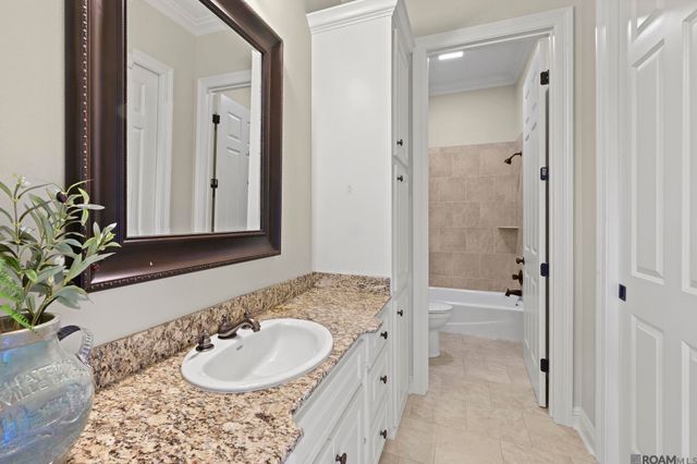 9631 Myrtle Ln, Baton Rouge, LA 70810
