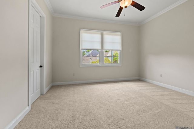 9631 Myrtle Ln, Baton Rouge, LA 70810