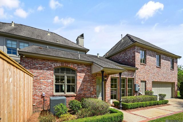 9631 Myrtle Ln, Baton Rouge, LA 70810