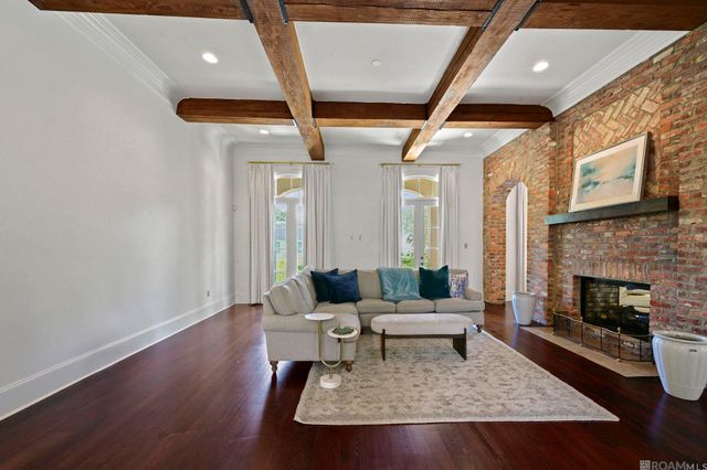 9631 Myrtle Ln, Baton Rouge, LA 70810