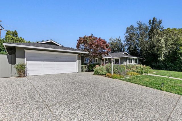 20005 Scotland Drive, Saratoga, CA 95070