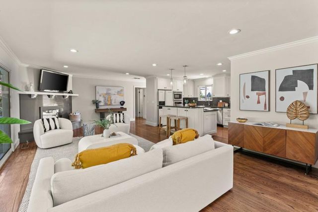 20005 Scotland Drive, Saratoga, CA 95070