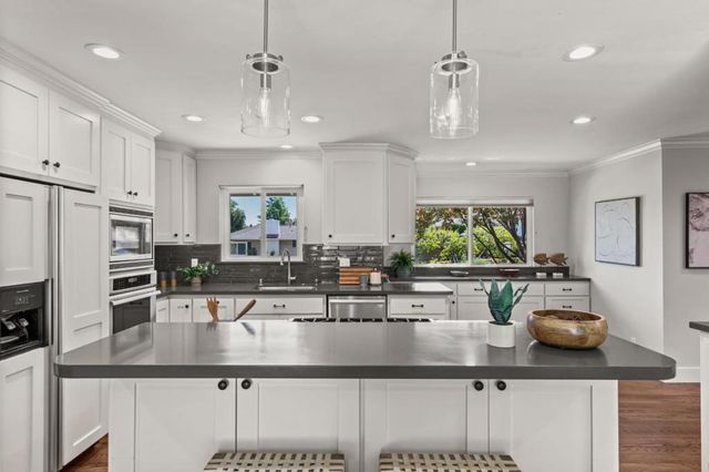 20005 Scotland Drive, Saratoga, CA 95070