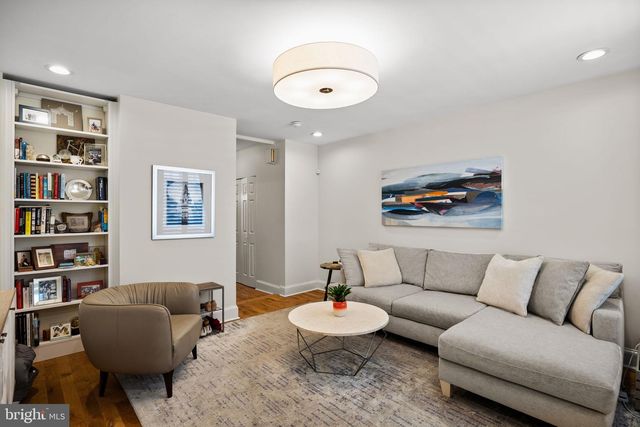1428 PEMBERTON ST, Philadelphia, PA 19146