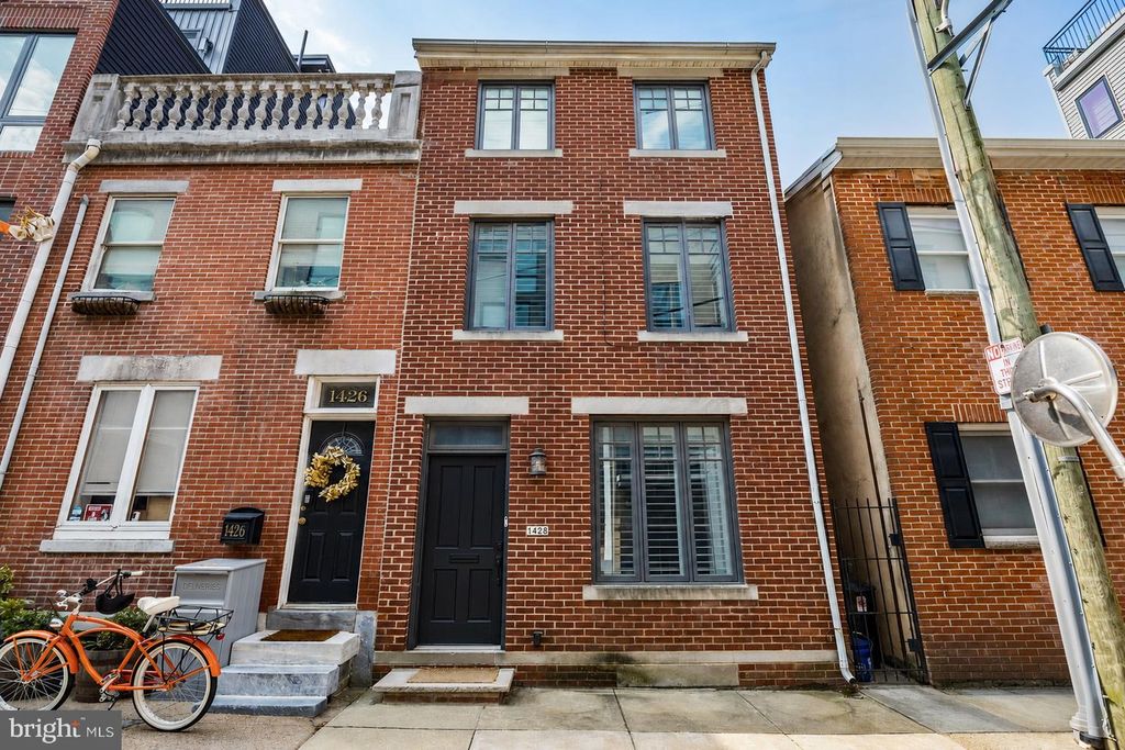 1428 PEMBERTON ST, Philadelphia, PA 19146
