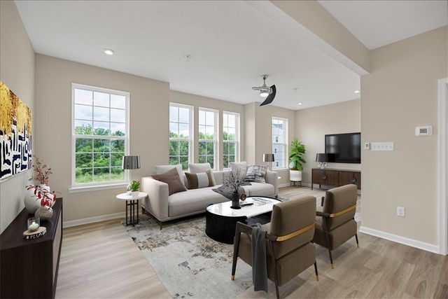 216 Truth Cir, Harmony Boro, PA 16037