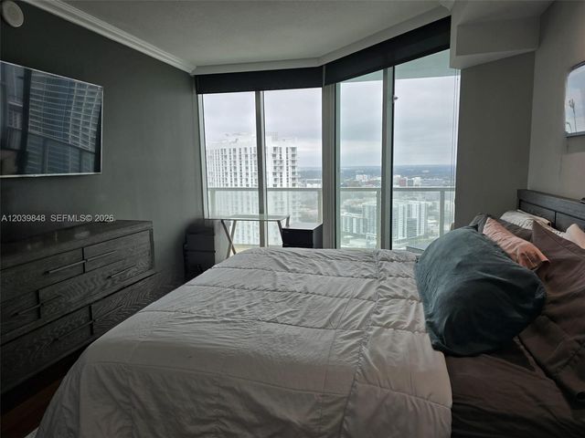 1900 N Bayshore Dr 3518, Miami, FL 33132