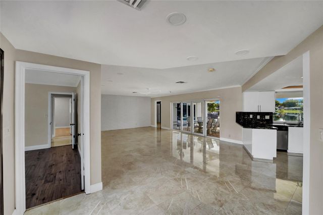 7130 SW 9th Street, Plantation, FL 33317