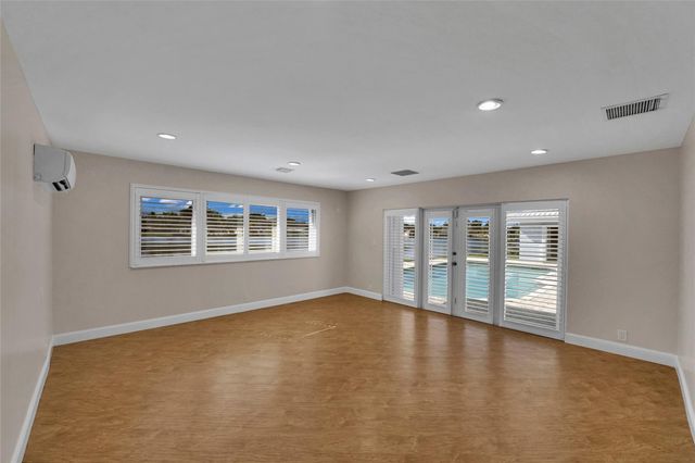 7130 SW 9th Street, Plantation, FL 33317