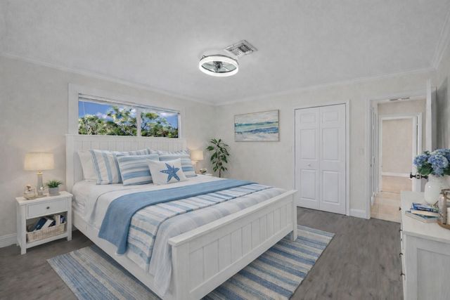 7130 SW 9th Street, Plantation, FL 33317