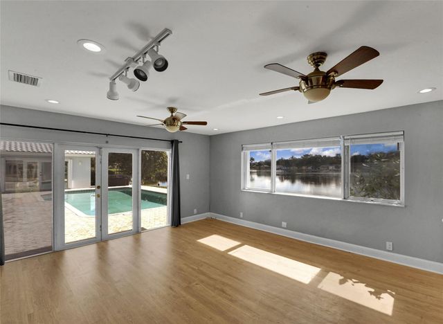 7130 SW 9th Street, Plantation, FL 33317