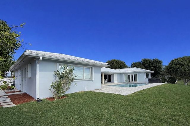 7130 SW 9th Street, Plantation, FL 33317