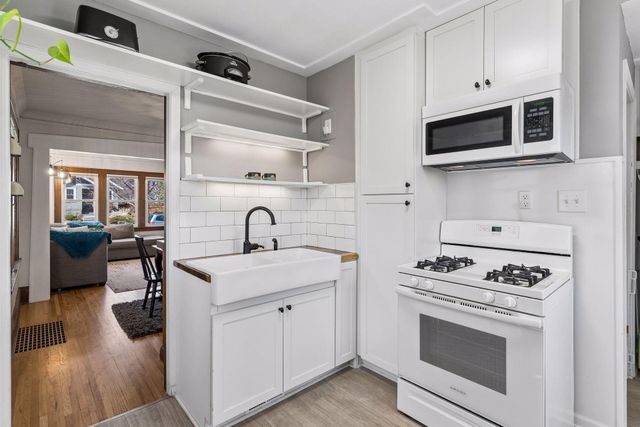 4349 15th Avenue S, Minneapolis, MN 55407