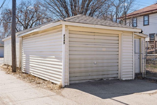 4349 15th Avenue S, Minneapolis, MN 55407