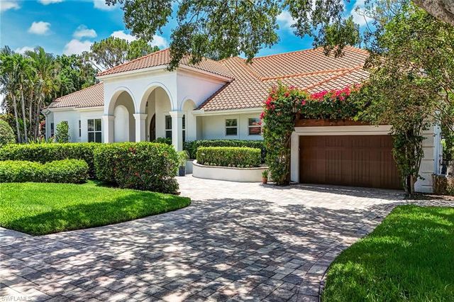 7562 Cordoba CIR, Naples, FL 34109