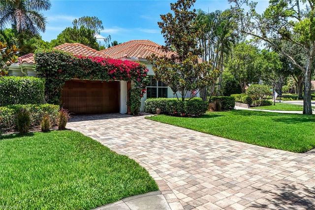 7562 Cordoba CIR, Naples, FL 34109