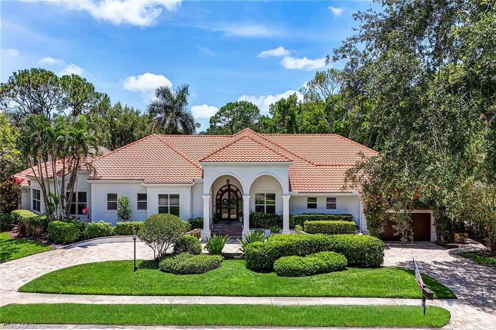 7562 Cordoba CIR, Naples, FL 34109