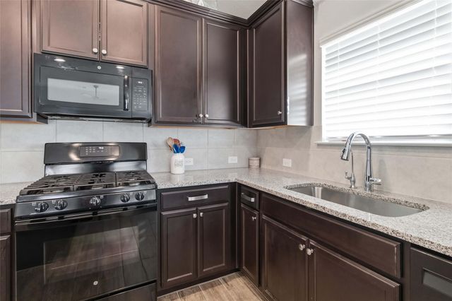 253 Sage Meadows DR, San Marcos, TX 78666