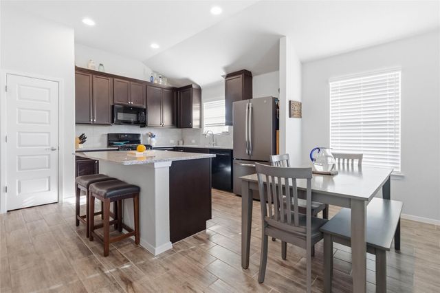 253 Sage Meadows DR, San Marcos, TX 78666