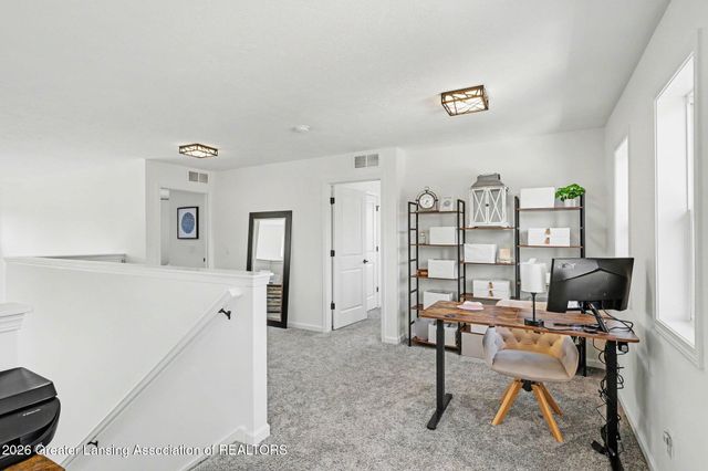 4125 Harbour Cove, Lansing, MI 48911