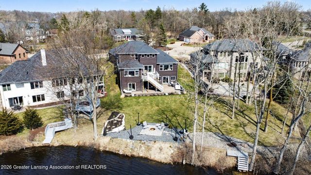 4125 Harbour Cove, Lansing, MI 48911