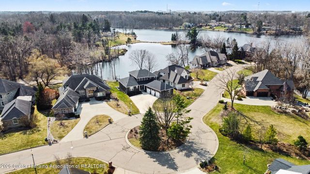 4125 Harbour Cove, Lansing, MI 48911