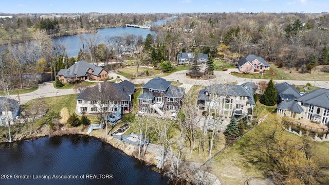 4125 Harbour Cove, Lansing, MI 48911
