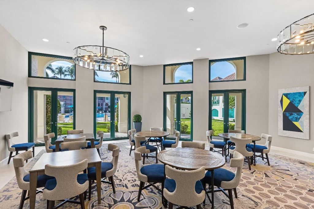 Image 34 of property listing at 100 SE 5th Avenue 207, Boca Raton, FL 33432