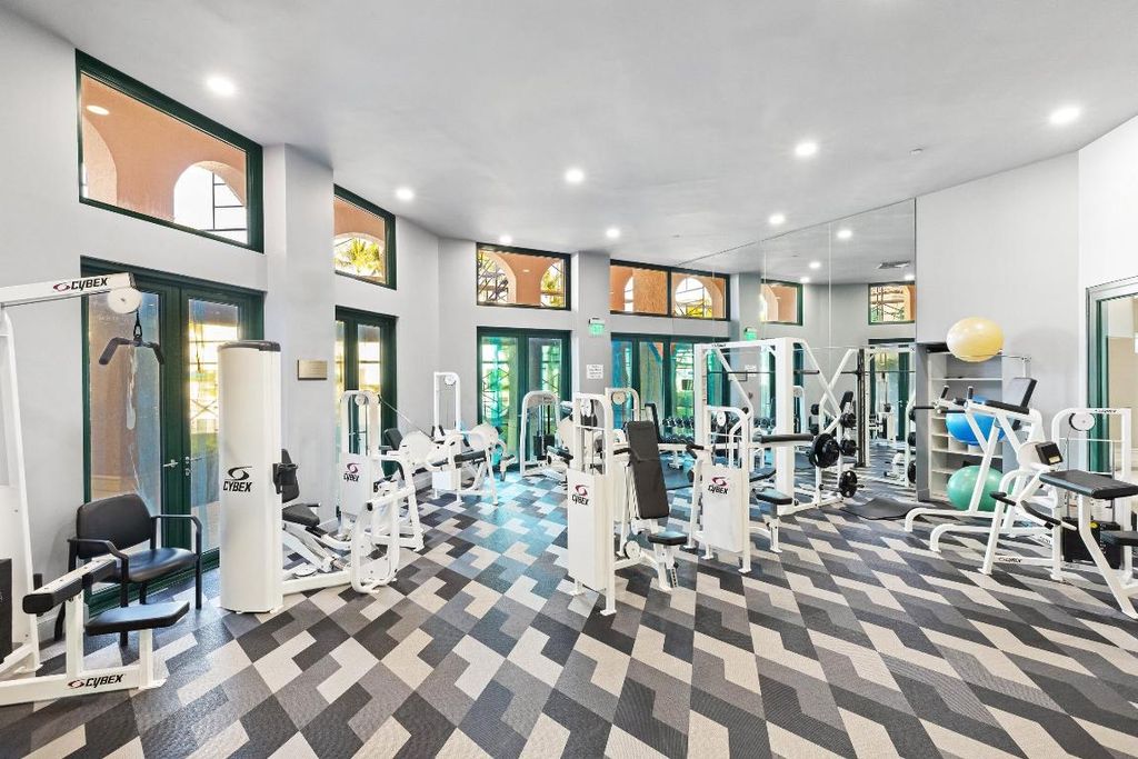 Image 37 of property listing at 100 SE 5th Avenue 207, Boca Raton, FL 33432