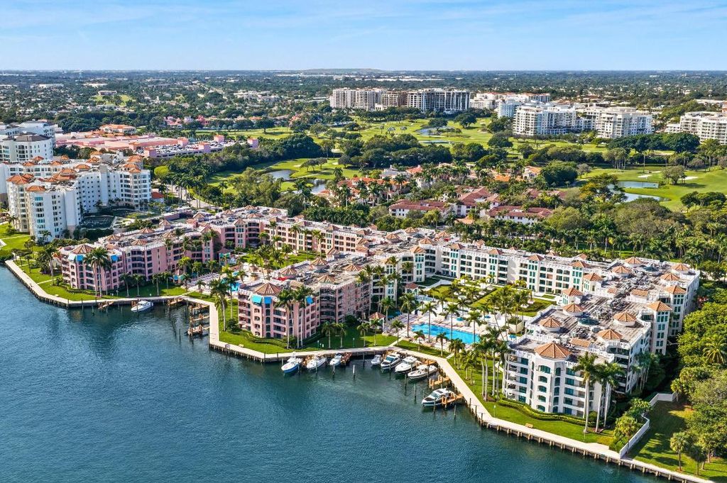 Image 44 of property listing at 100 SE 5th Avenue 207, Boca Raton, FL 33432