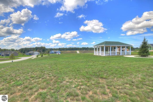 Unit 48 Wayfarer Lane, Traverse City, MI 49685