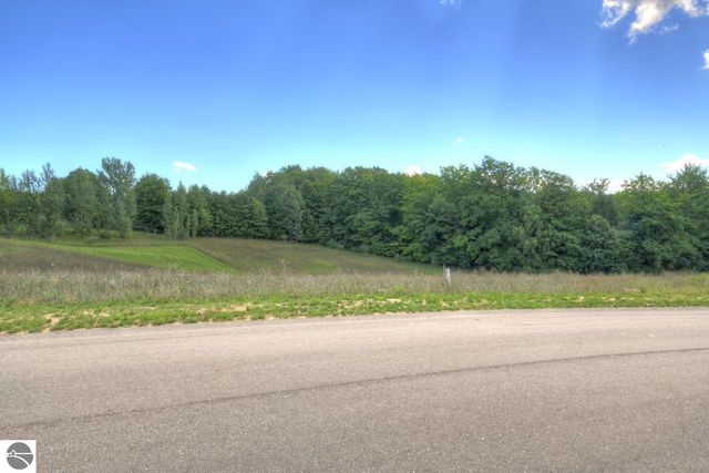 Unit 48 Wayfarer Lane, Traverse City, MI 49685